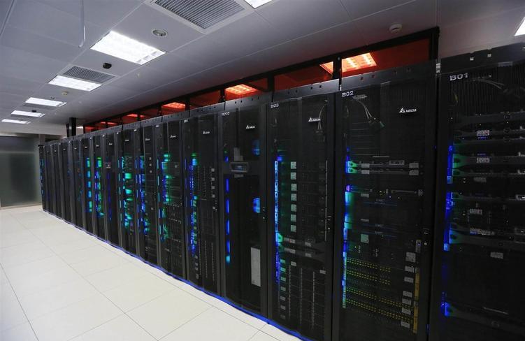 什么是機柜托管？它是如何工作的？